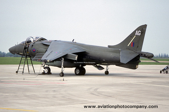 RAF 233 OCU HS Harrier GR.5 ZD411 (1992)