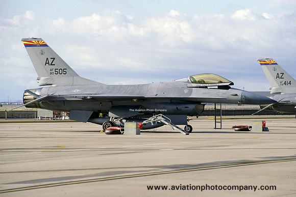 USAF Arizona ANG 162 FW GD F-16C Fighting Falcon 80-0505/AZ (2000)