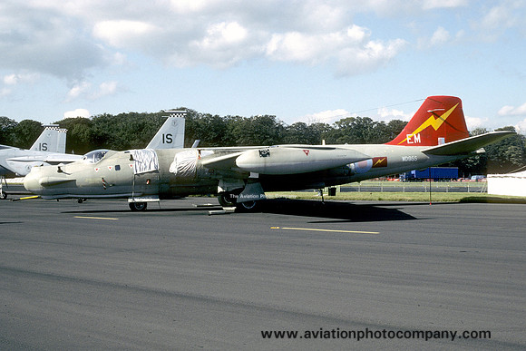 RAF 360 Squadron English Electric Canberra T.17A WD955/EM (1993)