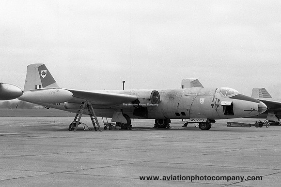 RAF 231 OCU English Electric Canberra PR.7 WE175 at RAF Bassingbourn (1968)