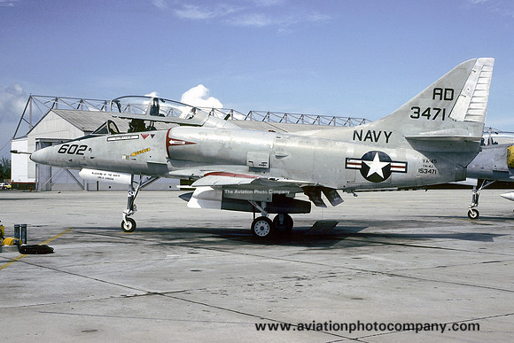 US Navy VA-45 Douglas TA-4J Skyhawk 153471/AD-602 (1983)