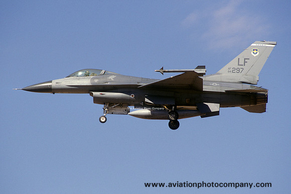 USAF 56 FW 62 FS GD F-16C Fighting Falcon 84-1297/LF (2000)
