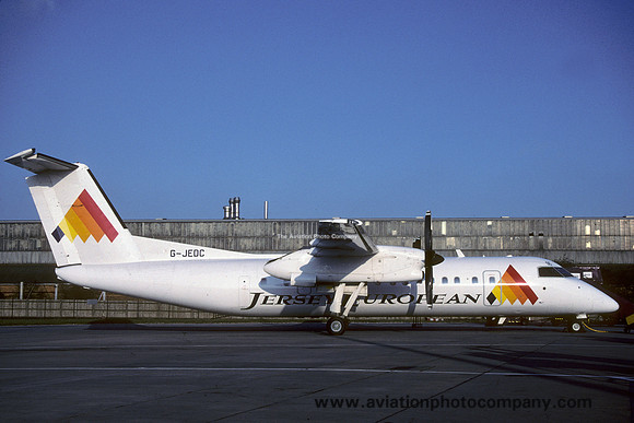 Jersey European Airways DHC-8-300 G-JEDC (2000)