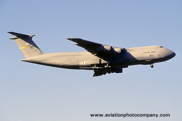 USAF 60/349 AMW Lockheed C-5B Galaxy 87-0040 (2002)