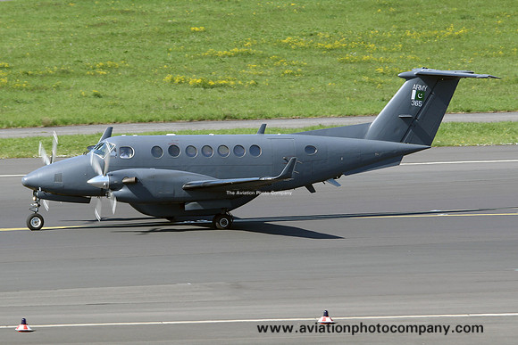 Pakistani Army Beech King Air 200 365 at Stuttgart (2016)