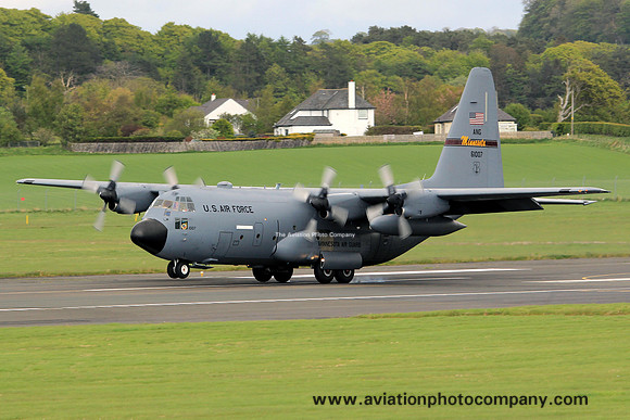 USAF Minnesota ANG 109 AS Lockheed C-130H Hercules 96-1007 at Prestwick (2013)