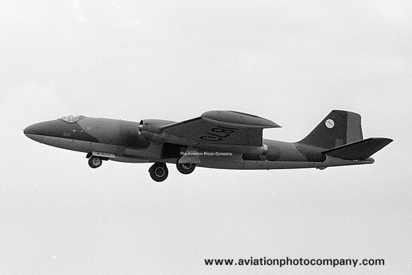 RAF 231 OCU English Electric Canberra T.4 WJ870 (1979)