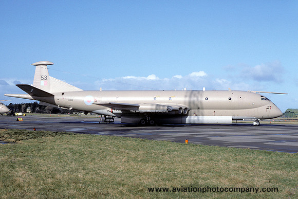 RAF Kinloss Wing Hawker Siddeley Nimrod MR.2P Xv253 (1985)