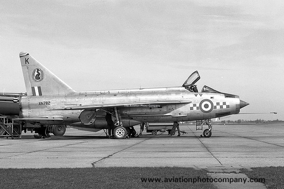 RAF 19 Squadron English Electric Lightning F.2 XN782/K (1968)