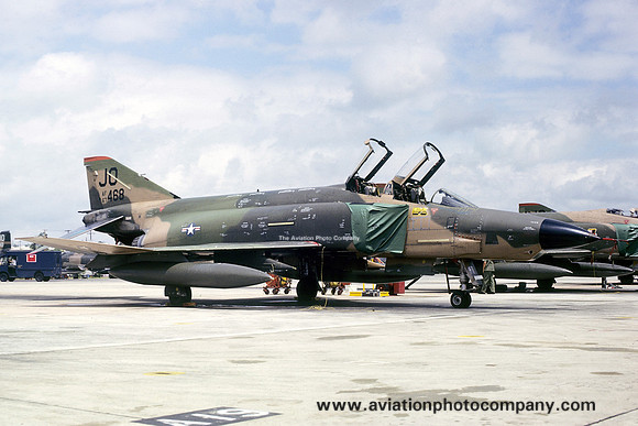USAF 363 TRW 62 TRS McDonnell RF-4C Phantom 67-0468/JO (1979)