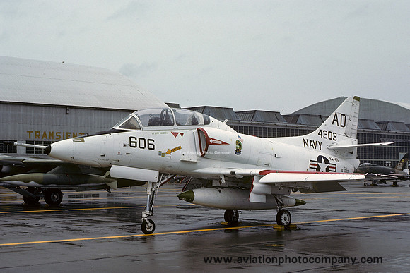 US Navy VA-45 Douglas TA-4J Skyhawk 154303/AD-606 (1976)