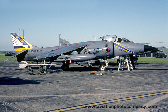 Royal Navy 899 Squadron HS Sea Harrier FRS.1 ZE691/713 (1993)
