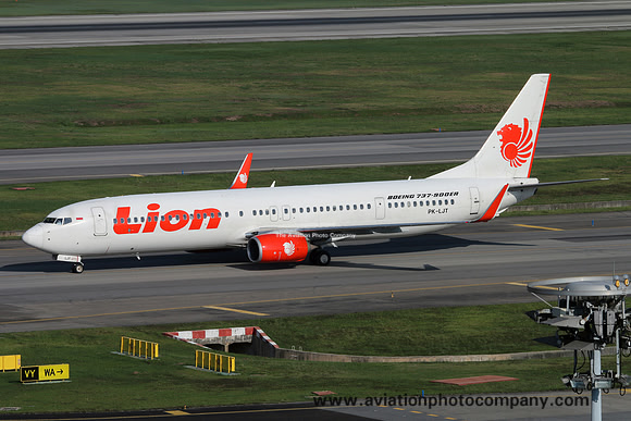 Lion Air Boeing 737-900 PK-LJT at Singapore IAP (2016)