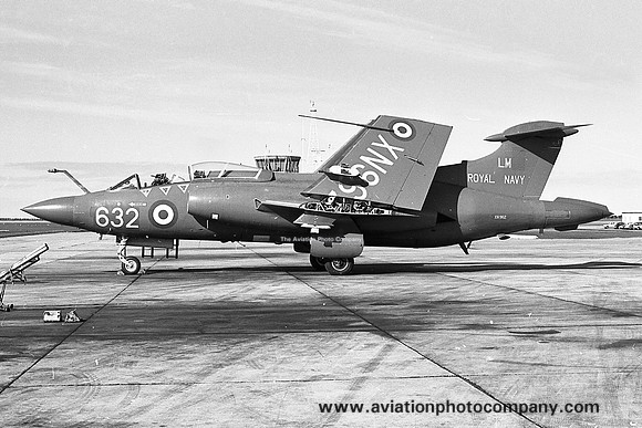 Royal Navy 736 Squadron Blackburn Buccaneer S.1 XN962/LM632 (1969)