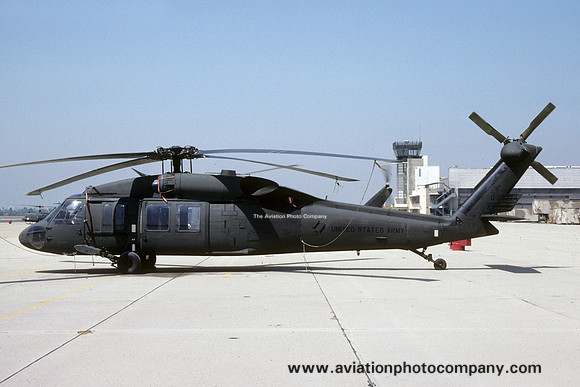 US Army California National Guard 140 Avn Co Sikorsky UH-60A Blackhawk 79-23274 (1991)