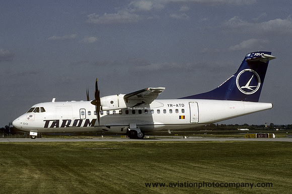 Tarom ATR-42-500 YR-ATD (2000)