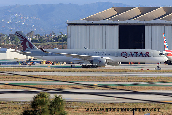 Qatar Airways Airbus A350-1041 A7-ANG at Los Angeles IAP (2024)