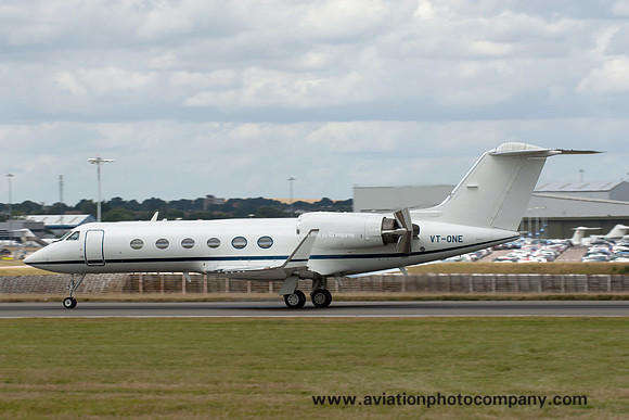 Gulfstream IV VT-ONE at Luton (2015)