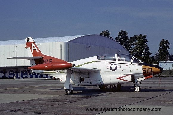 US Navy VT-19 North American T-2C Buckeye 159712/A-518 (1977)