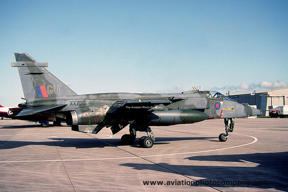RAF 54 Squadron Sepecat Jaguar GR.1 XX725/GU (1992)