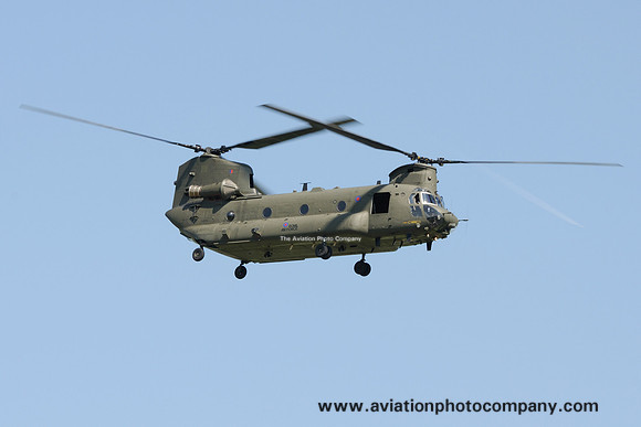 RAF Odiham Wing Vertol CH-47 Chinook HC.2 ZA674 at the Waddington Airshow (2013)