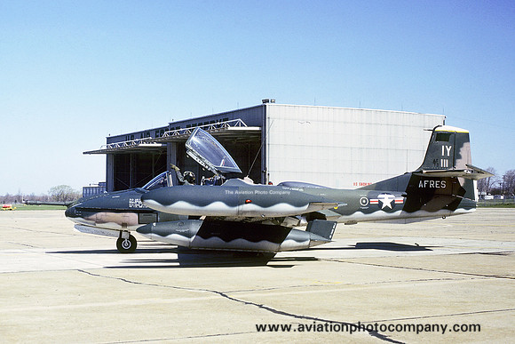 USAF AFRes 757 TFS Cessna A-37B Dragonfly 73-1111/IY (1979)