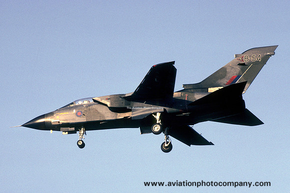 RAF TTTE Panavia Tornado GR.1 ZA355/B-54 (1982)