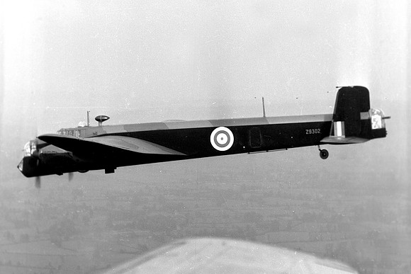 RAF Armstrong Whitworth Whitley VII Z9302 Air to Air