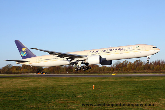 Saudi Arabian Airlines Boeing 777-300ER HZ-AK15 at Manchester (2015)