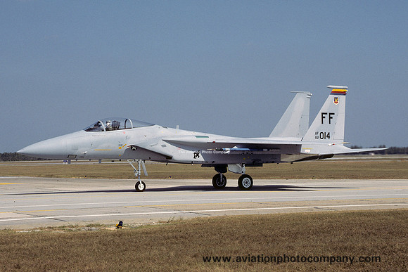 USAF 1 TFW McDonnell Douglas F-15C Eagle 82-0014/FF (1984)