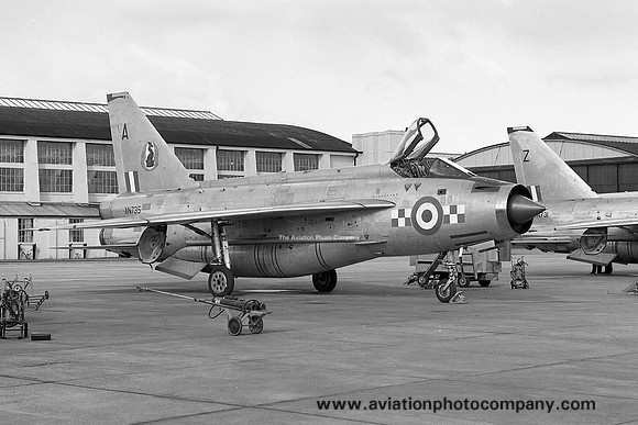 RAF 19 Squadron English Electric Lightning F.2A XN735 at RAF Leuchars (1971)