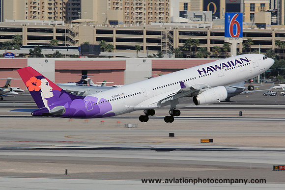 Hawaiian Airlines Airbus A330-200 N391HA at Las Vegas IAP (2014)