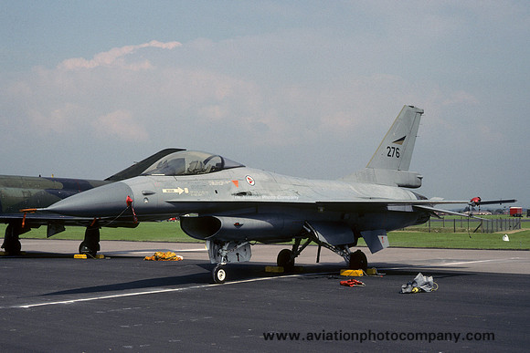 Norwegian Air Force 332 Skv General Dynamics F-16A 276 at the Mildenhall Air Fete (1988)