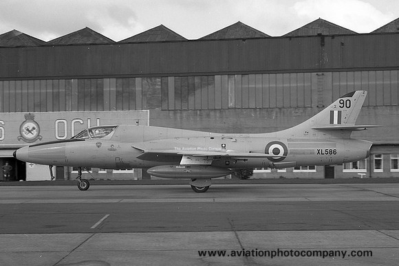 RAF 229 OCU Hawker Hunter T.7 XL586/90 (1968)