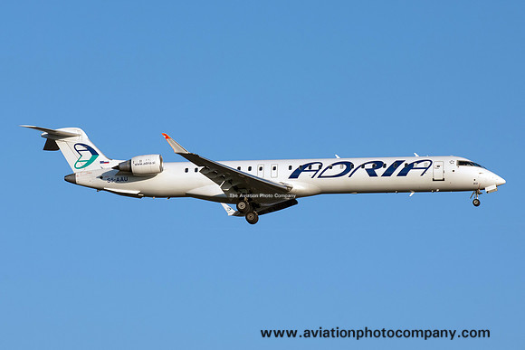 Adria Canadair CRJ-900 S5-AAU at Frankfurt (2016)