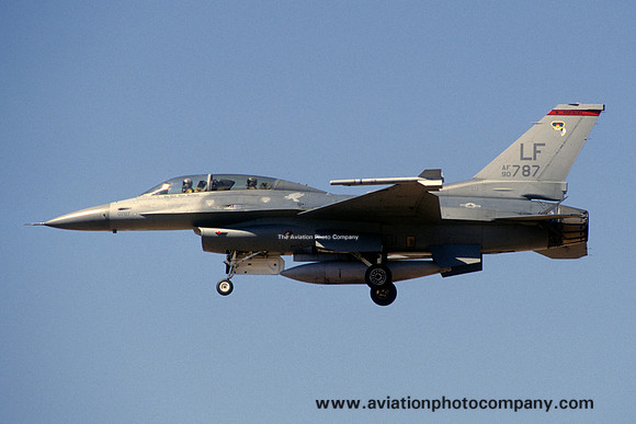 USAF 56 FW 63 FS General Dynamics F-16D Fighting Falcon 90-0787/LF (2000)
