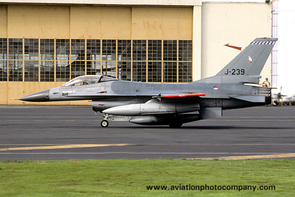 Dutch Air Force 322 Squadron GD F-16A Fighting Falcon J-239 (1988)