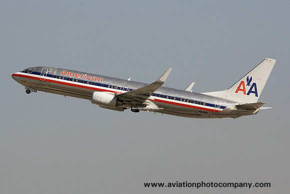 American Airlines Boeing 737-800 N841NN at Los Angeles IAP (2014)
