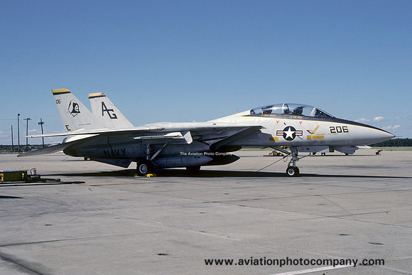 US Navy VF-142 Grumman F-14A Tomcat 161433/AG-206 (1985)