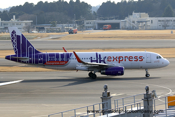 HK Express Airbus A320-200 B-LCD at Tokyo Narita (2015)