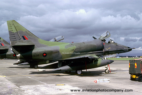 RNZAF 75 Squadron Douglas A-4K NZ6216 (1986)