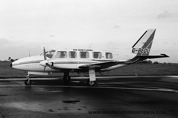 Air Shetland Piper PA-31 Navajo Chieftain G-BEOU (1978)