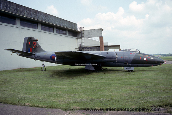 RAF English Electric Canberra PR.9 XH136 displayed at Cosford (1992)