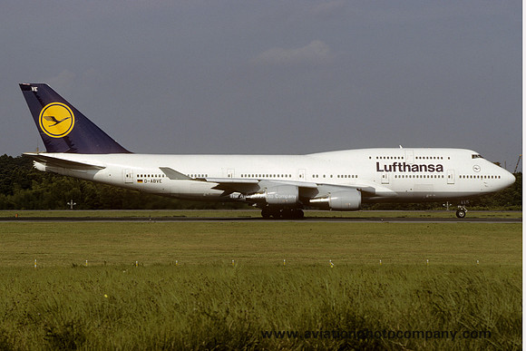 Lufthansa Boeing 747-400 D-ABVE (2000)