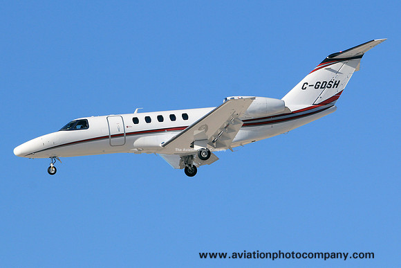 Cessna 525 C-GDSH at Los Angeles IAP (2014)