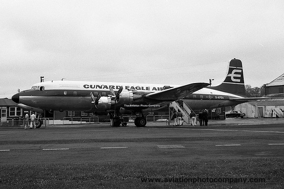 Cunard Eagle Airways Douglas DC-6 G-APSA at Newcastle Woolsington (1962)