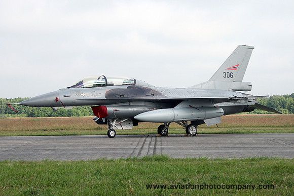 Norwegian Air Force FLO GD F-16BM 306 at the Volkel Airshow (2013)