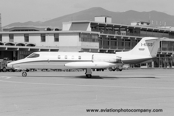 Learjet 25B I-KISS (1976)