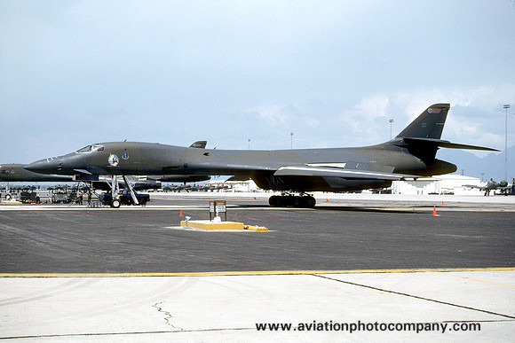 USAF 384th Bomb Wing Rockwell B-1B Lancer 86-0117 (1990)