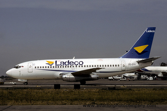 Ladeco Boeing 737-200 CC-CYV (1998)